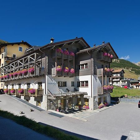 Hotel Marzia Лівіньо Екстер'єр фото